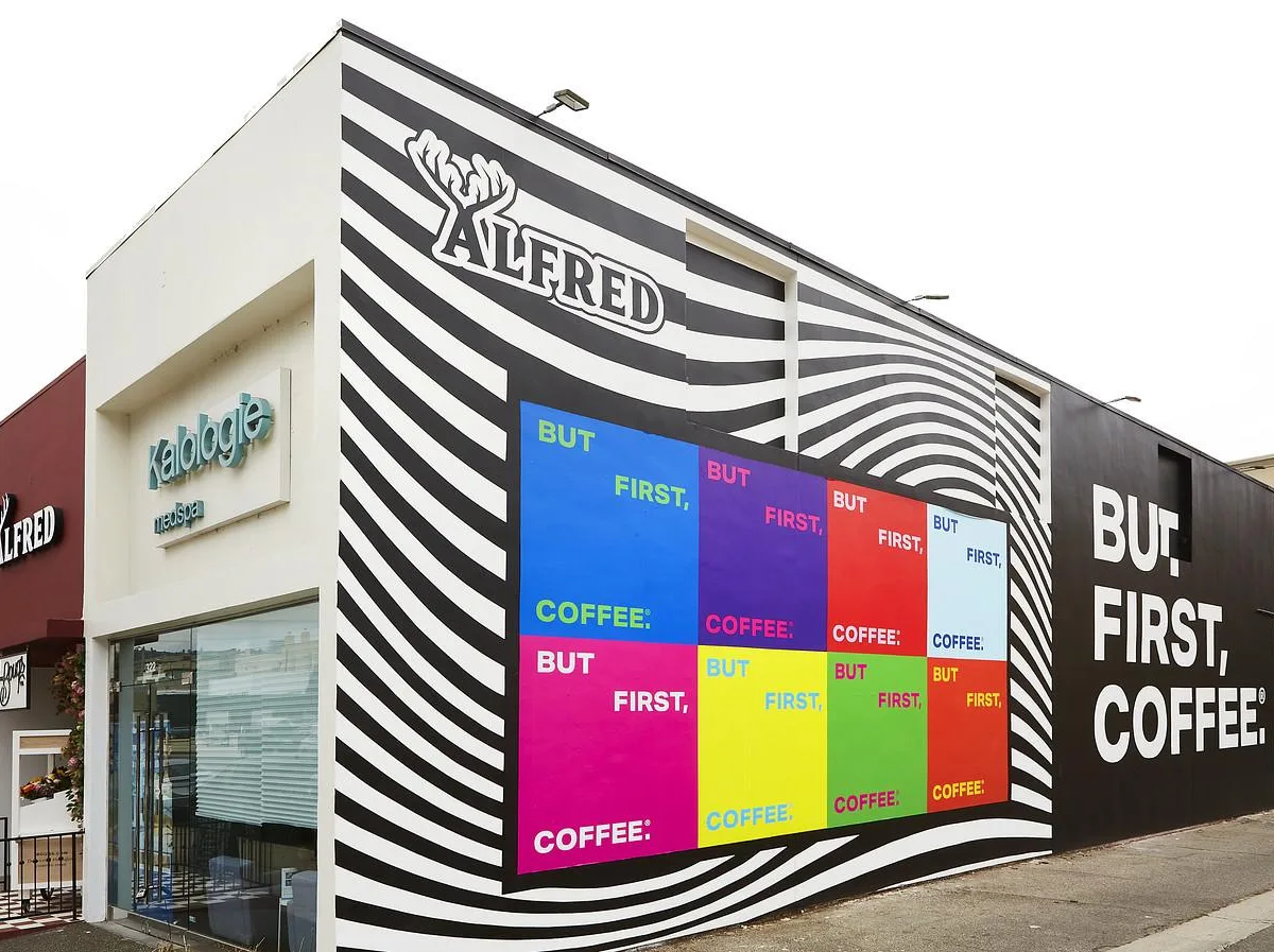 Alfred Coffee, Robertson Boulevard