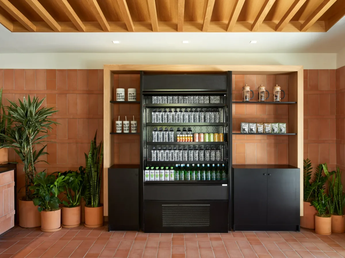 Alfred Coffee, Malibu