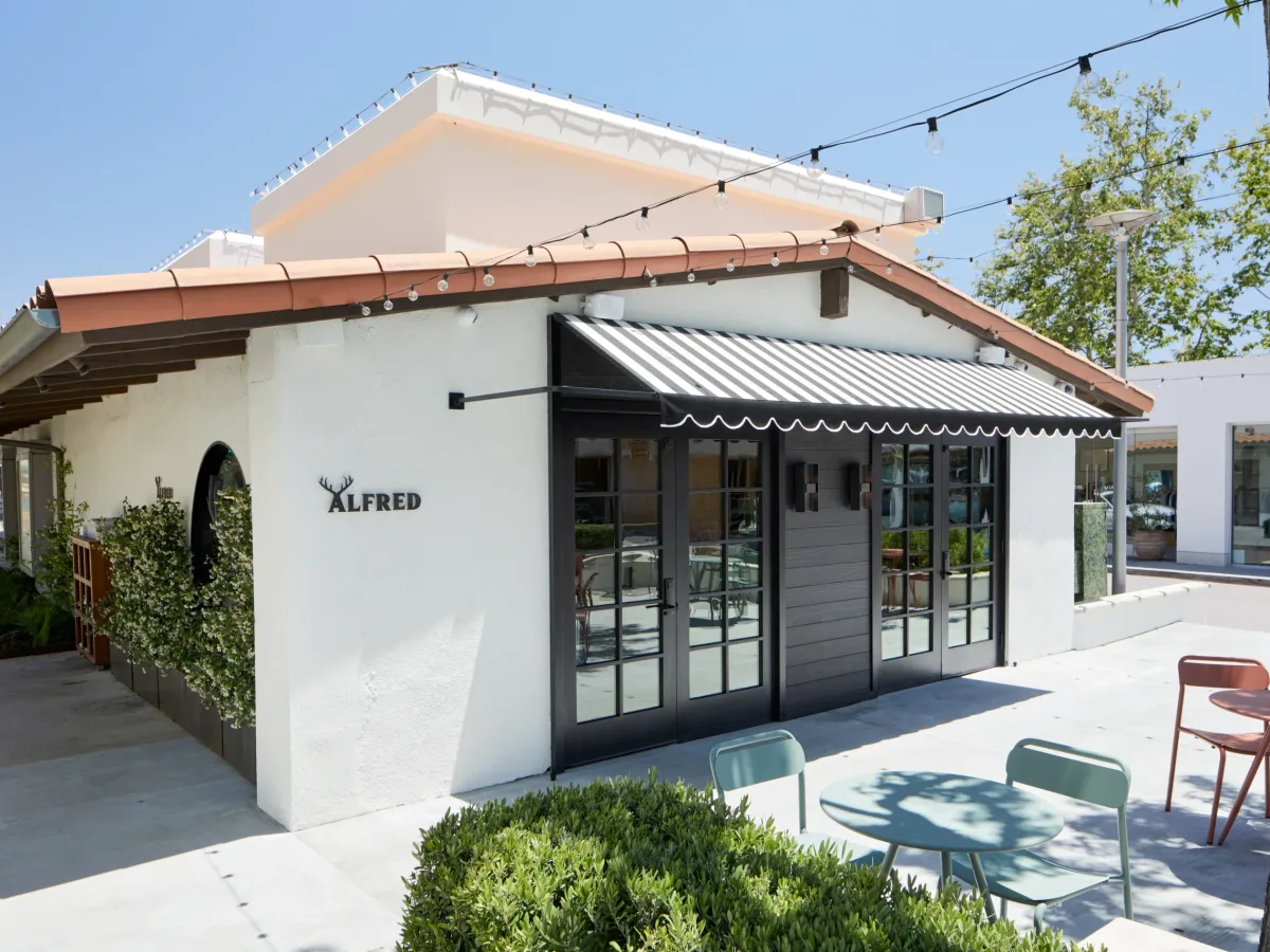 Alfred Coffee, Malibu